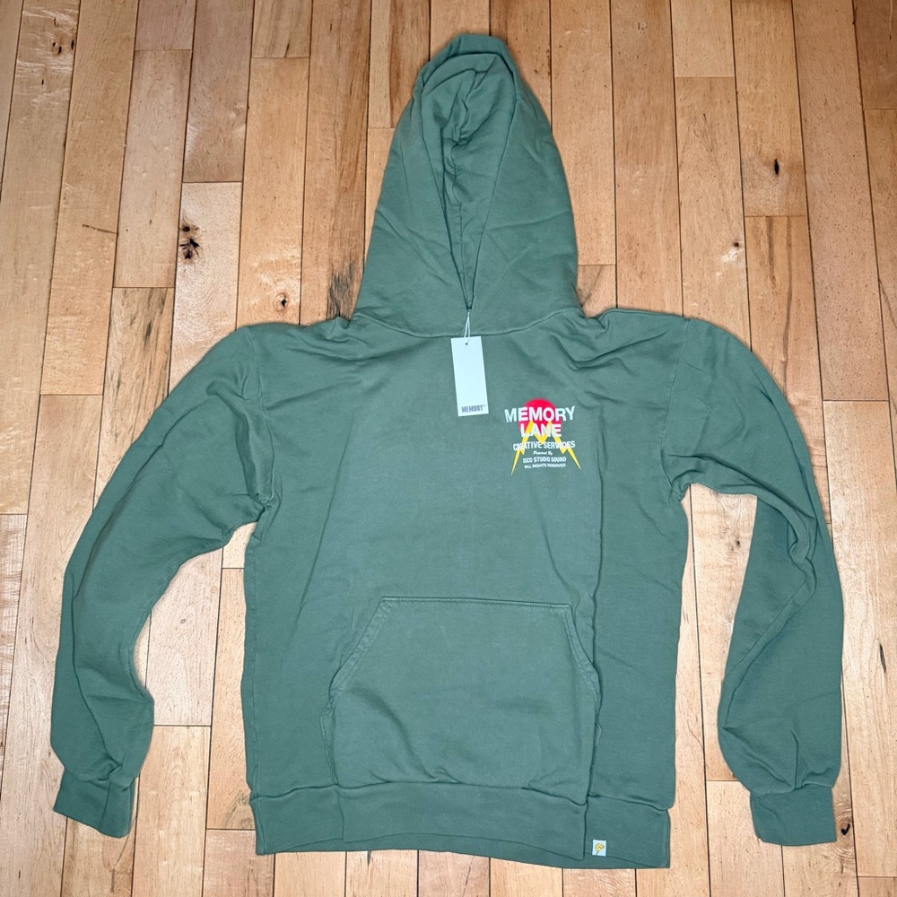 Memory Lane Olive Service
Hoodie sz M